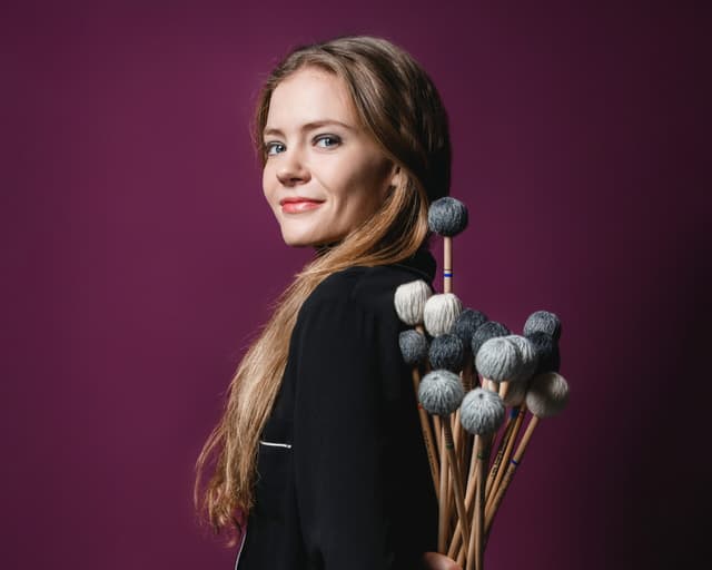 ADÉLAÏDE FERRIÈRE – SÓLO (NEJEN) PRO MARIMBU