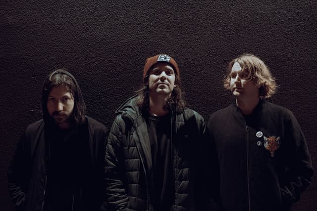 DZ DEATHRAYS (AUS) + Beach Bum