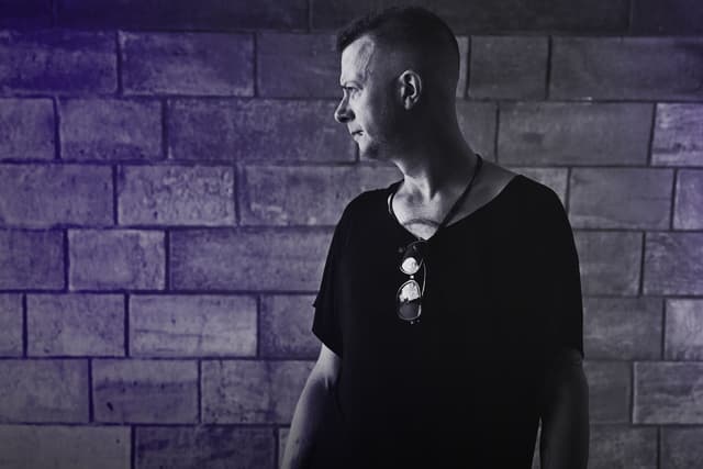 Jakub König & Hvězdy (křest alba Astronauti) + Numinoises