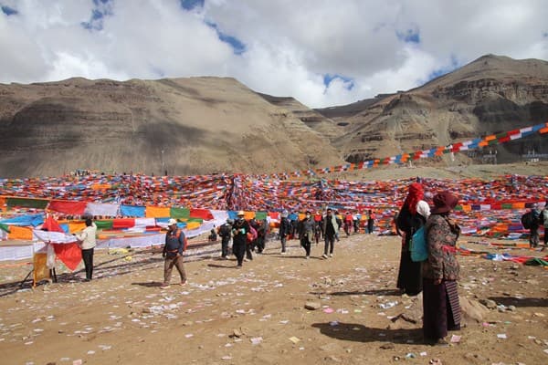 Lidé, památky, příroda a současný život v Tibetu