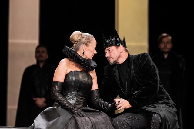 Hamlet aneb hádala se duše s tělem