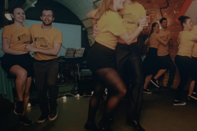 Výuková swingová tančírna: Shag