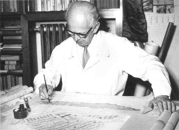 Bohuslav Fuchs in 1968 working on the Jabloňová housing estate project