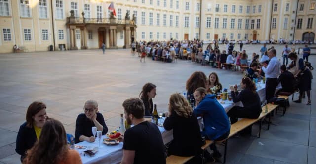 Brno u jednoho stolu
