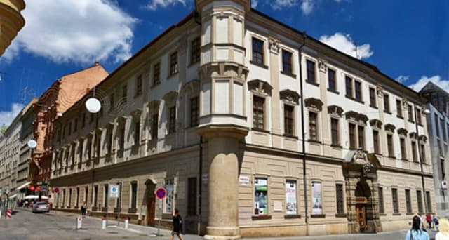 Nezbytnosti z příze