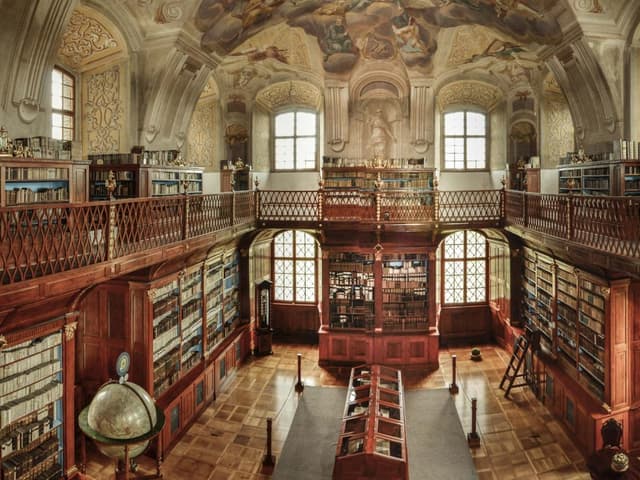 Historická benediktinská knihovna