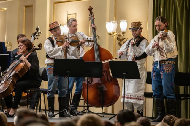 Horňácká muzika Petra Mičky & Filharmonie Brno