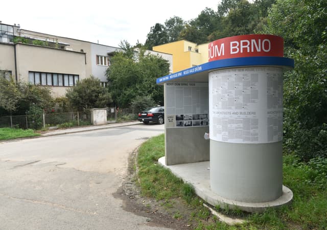 Z Pisárek k “Novému domu”