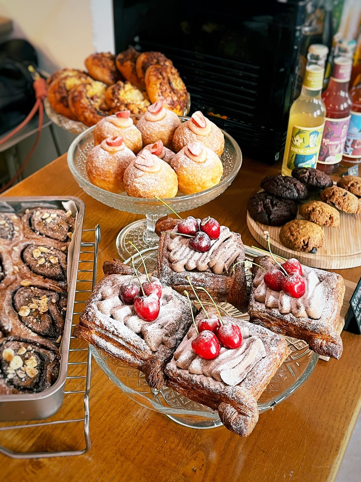 Mysleli jste si, že luxusní pečivo nejde upéct vegansky? Chyba lávky!