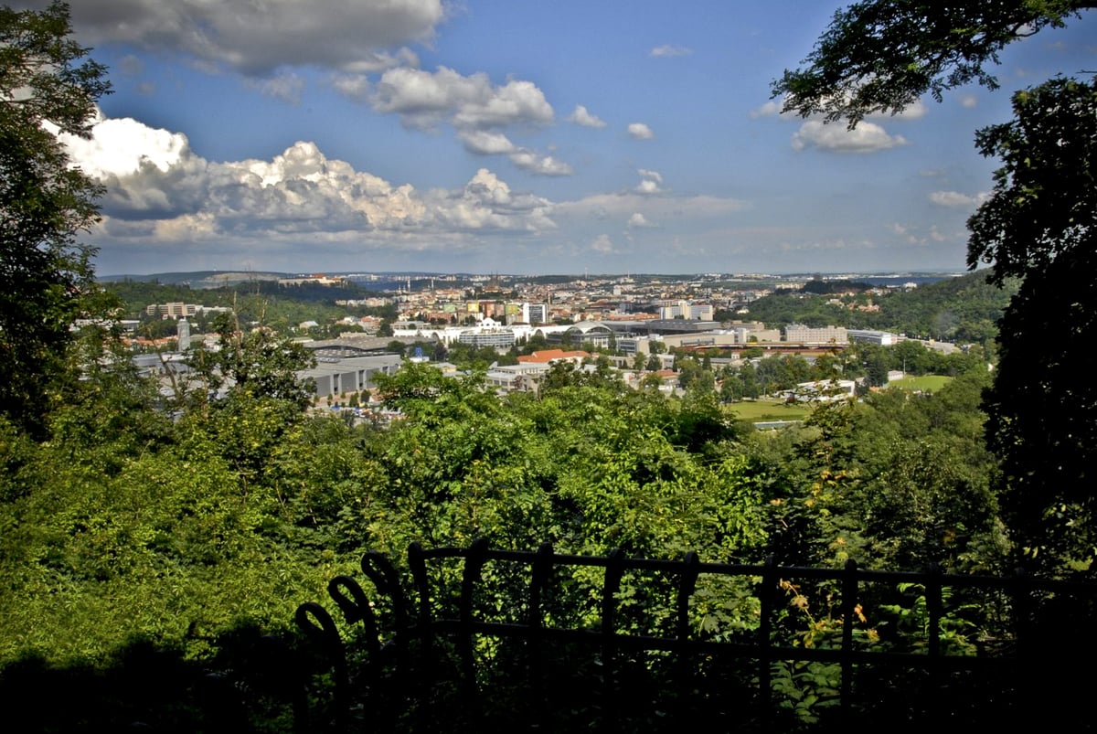 Výhled z Hošnovy vily