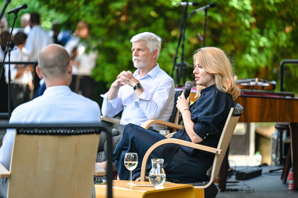 Festival hostil debatu prezidenta České republiky Petra Pavla a prezidentky Slovenské republiky Zuzany Čaputové.