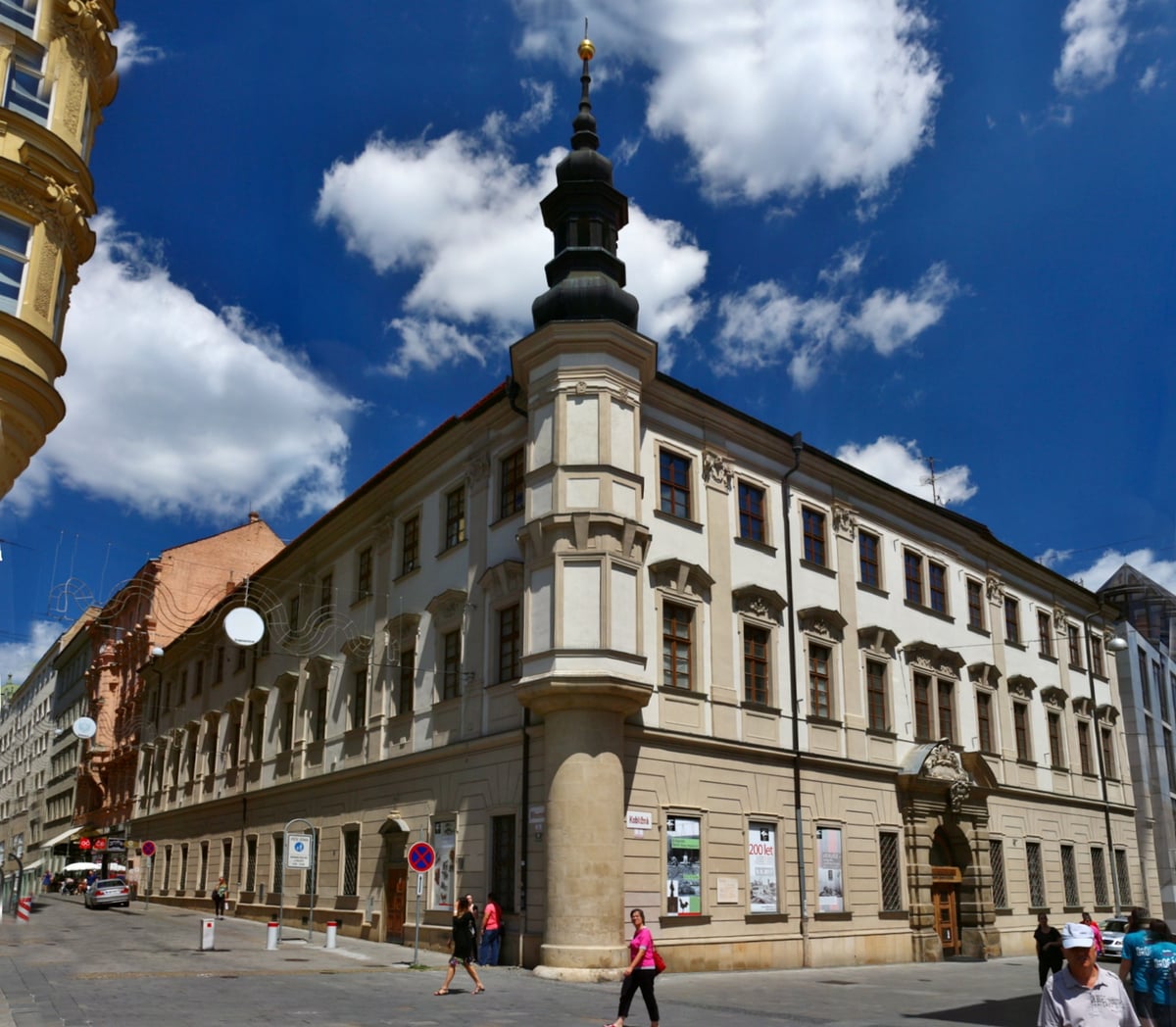 Paláce šlechtičen 