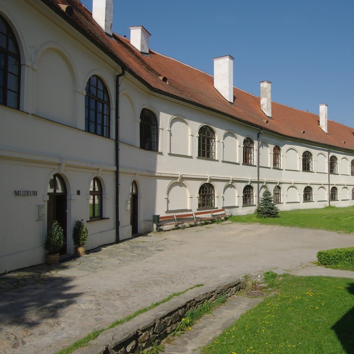 Podhorácké muzeum.