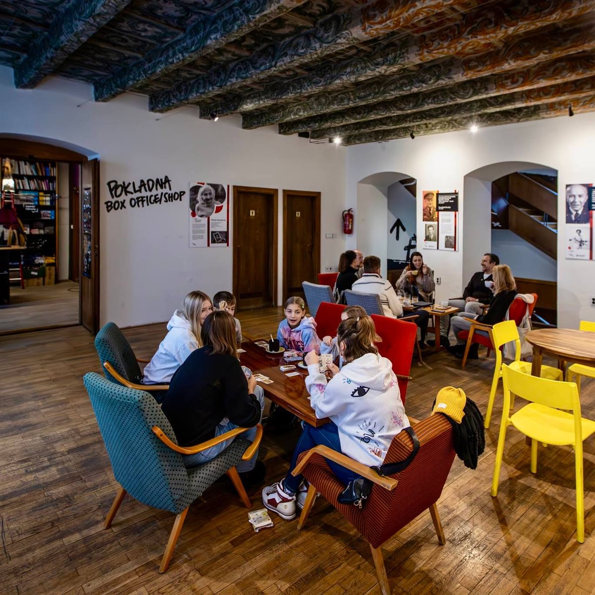 Interiér Café Paměti národa