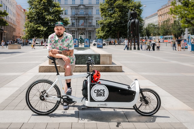 Brno má novou půjčovnu cargo kol