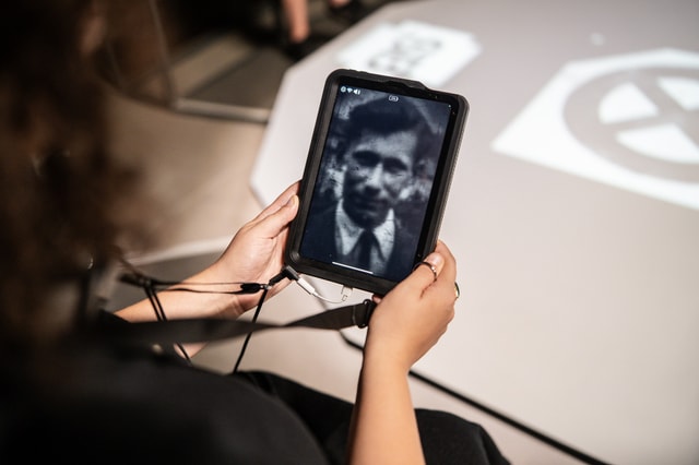 Vydejte se do expozice Tichá hrdinství – klidně i z gauče