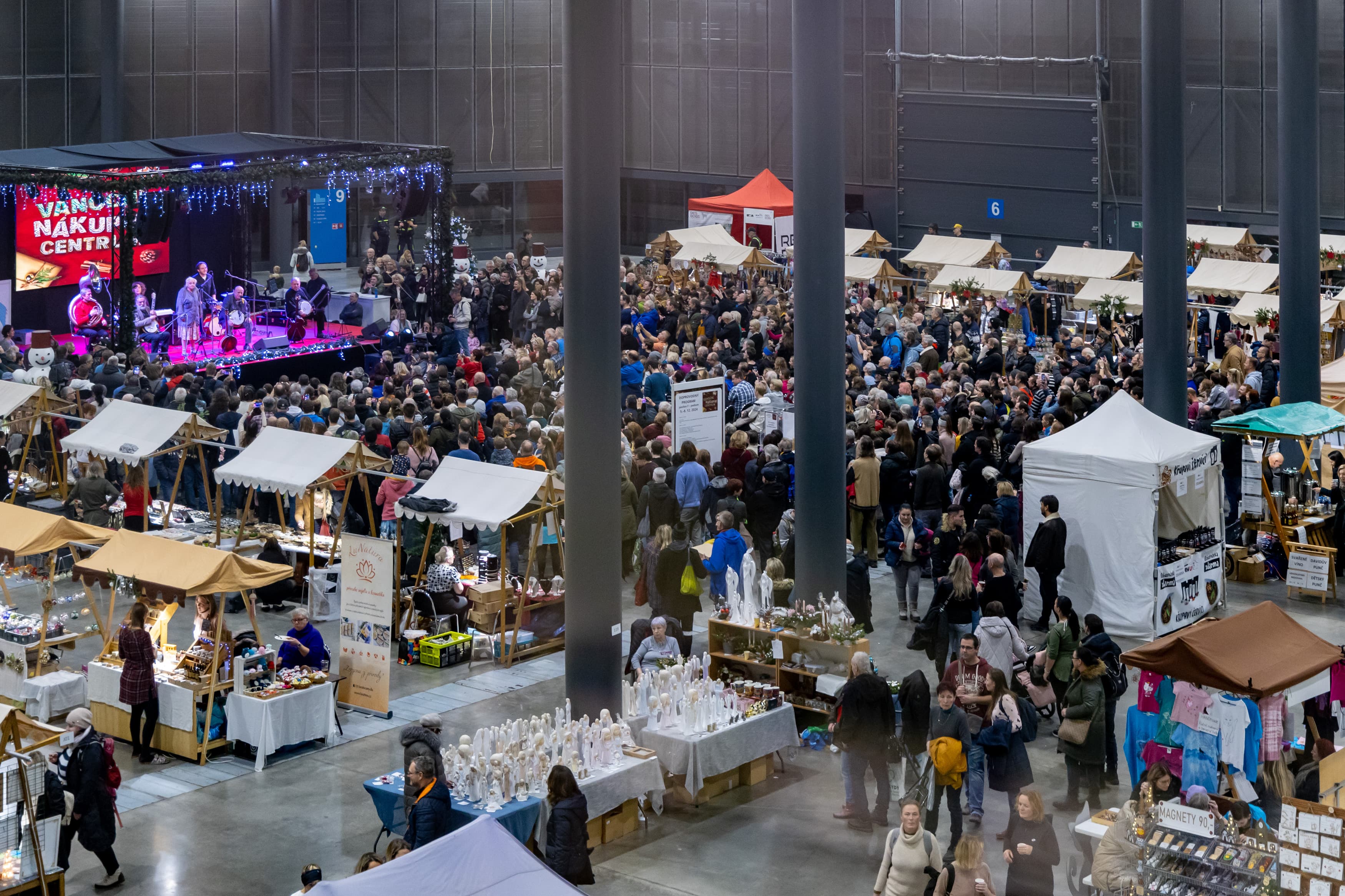 Více než tři sta prodejců nabídne pestrý sortiment.